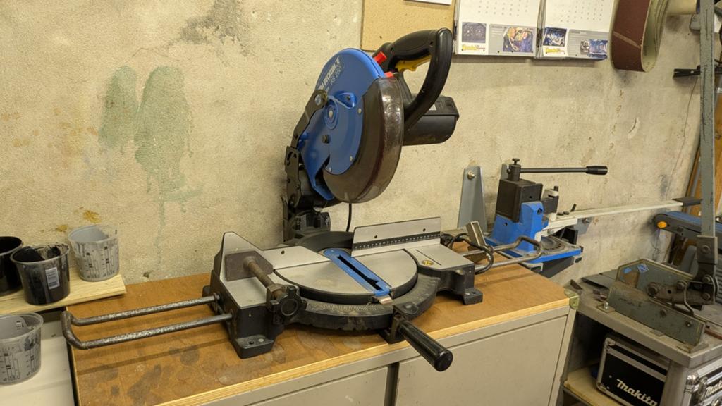 Elektra Beckum KS 250 Afkortzaag, Ophalen, Elektra Beckum, Gebruikt, 600 tot 1200 watt
