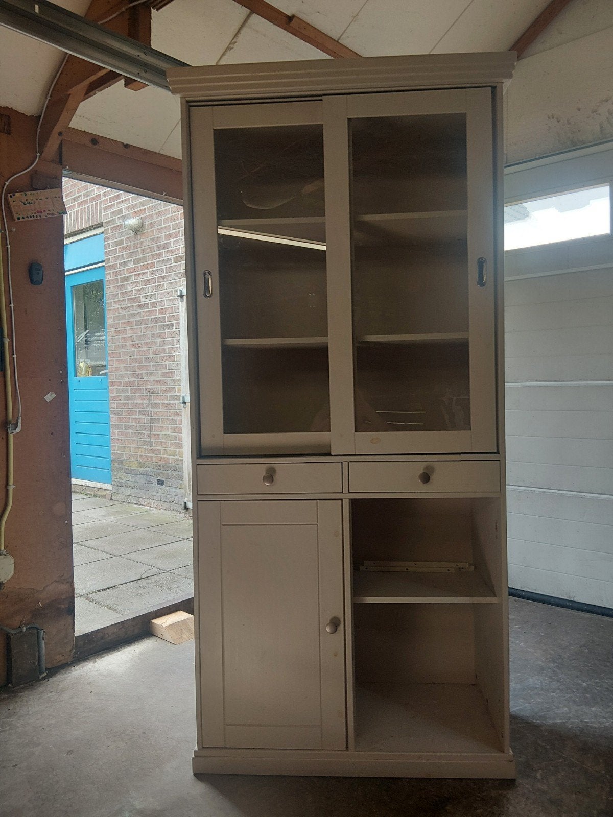 Buffetkast in nette staat met kleine beschadiging, Ophalen, Gebruikt, Klassiek, Met lade(s)