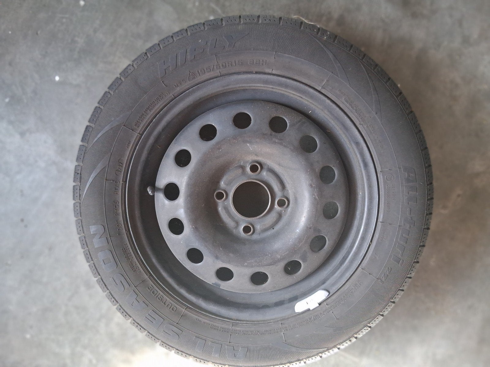 Reserve wiel 195/60 r15 4 steek 108 Hifly all- turi all seas, Ophalen of Verzenden, Gebruikt