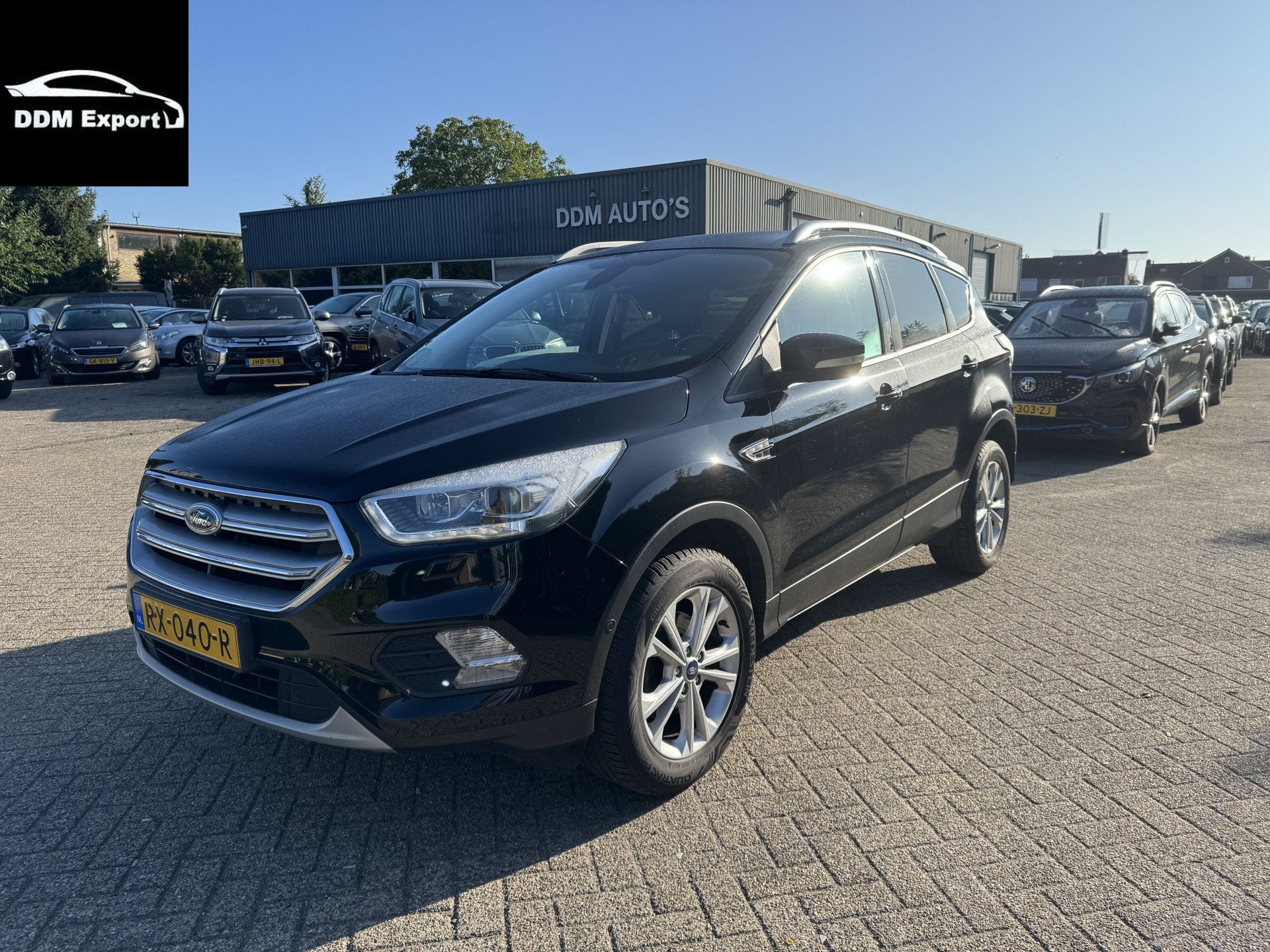 Ford Kuga 1.5 EcoBoost Titanium (bj 2018), Euro 6, 4 cilinders, Zwart, Origineel Nederlands