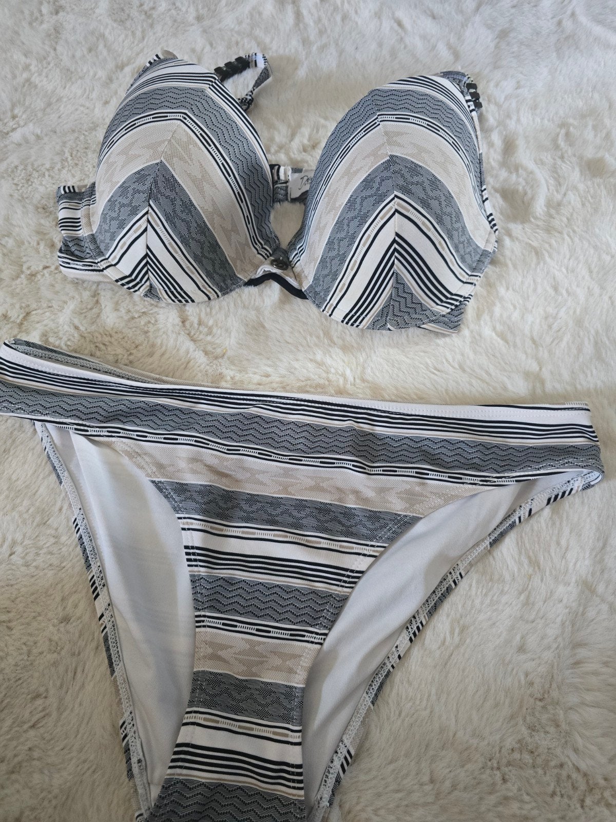 Doutzen Kroes Hunkemöller Bikini E80/L - Splinternieuw, Wit, Nieuw, Ophalen of Verzenden, Bikini
