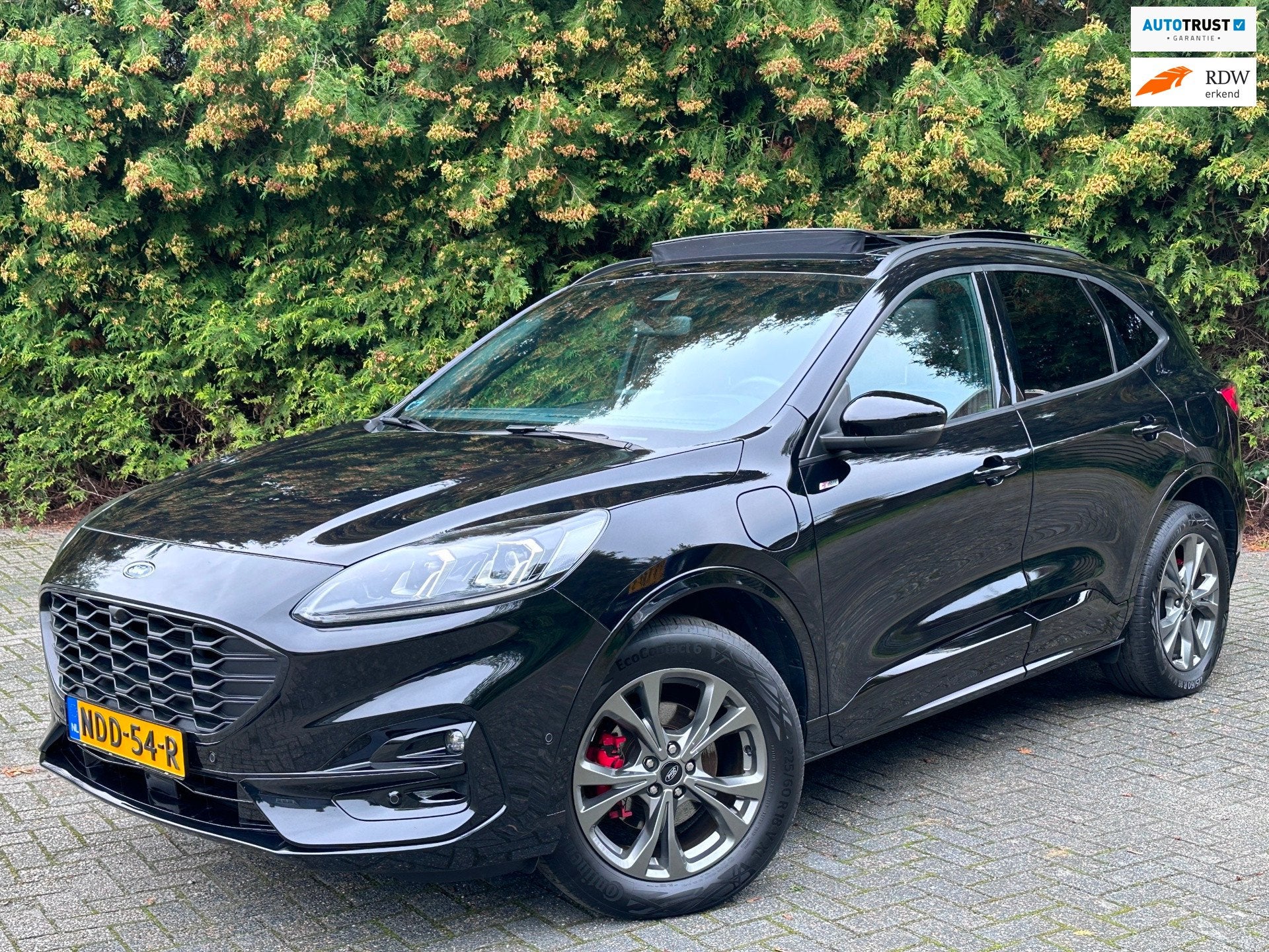 Ford KUGA 2.5 PHEV ST-Line X 225PK | Climate Control | PANOR, Auto's, Dealer onderhouden, Gebruikt, 4 cilinders, Zwart