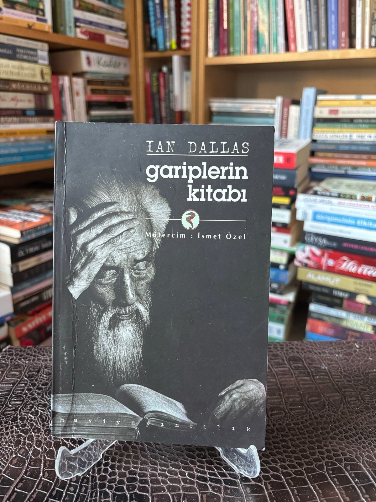 Garîplerin Kitabı - Ian Dallas (Turks), Ophalen of Verzenden, Gelezen, Wereld overig