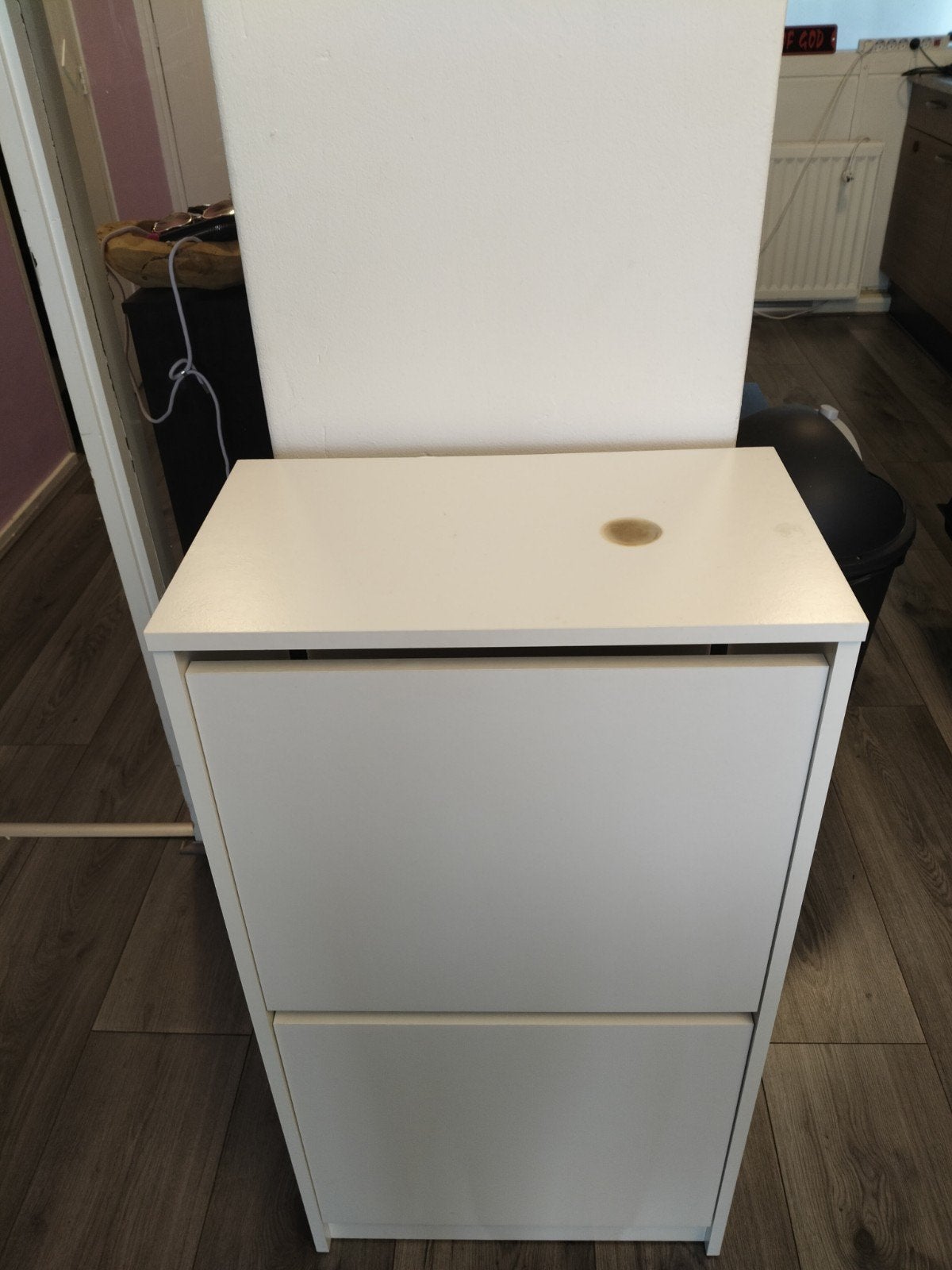 Ikea schoenenkast met brandvlek, Ophalen, Gebruikt, Modern, functioneel