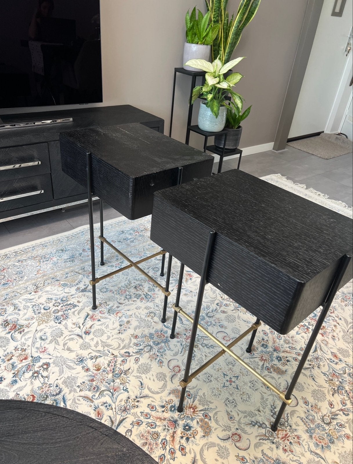 Set van 2 V_LAB Nachtkastjes - Zwart met Goud, Huis en Inrichting, Ophalen, Minder dan 45 cm, Zo goed als nieuw, 70 cm of meer