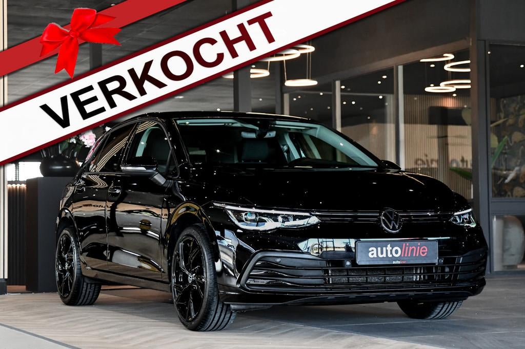 Volkswagen Golf 1.0 TSI Life Business, LED, ACC, Memory, Car, Auto's, Voorwielaandrijving, Gebruikt, Alcantara, Zwart