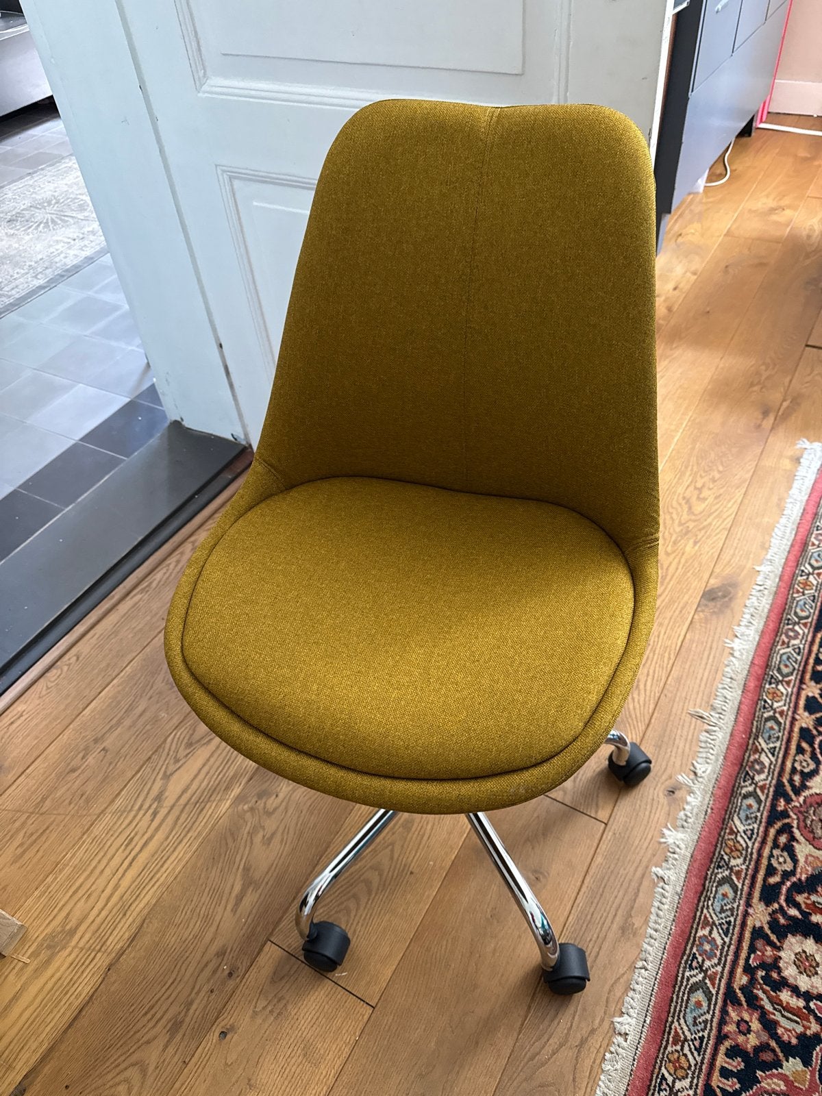 Nieuwe gele bureaustoel, Huis en Inrichting, Ophalen, Nieuw, Geel, Bureaustoel