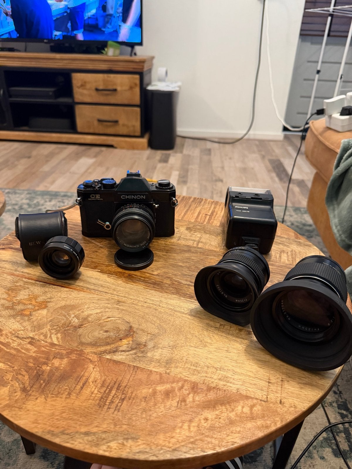 Chinon CE Memotron Spiegelreflexcamera met 3 lenzen en flits, Ophalen of Verzenden, Gebruikt, Spiegelreflex, Overige Merken