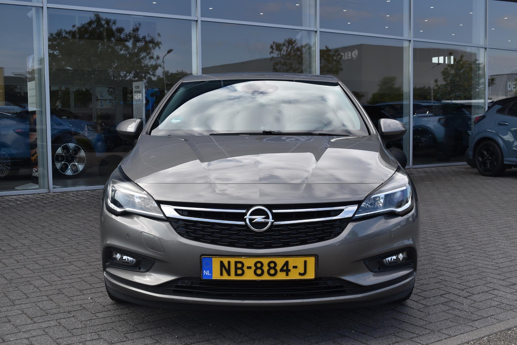 Opel Astra 1.4 Innovation | Panoramadak | Trekhaak | Climate, Auto's, 12 maanden, Stof, Gebruikt, 620 kg