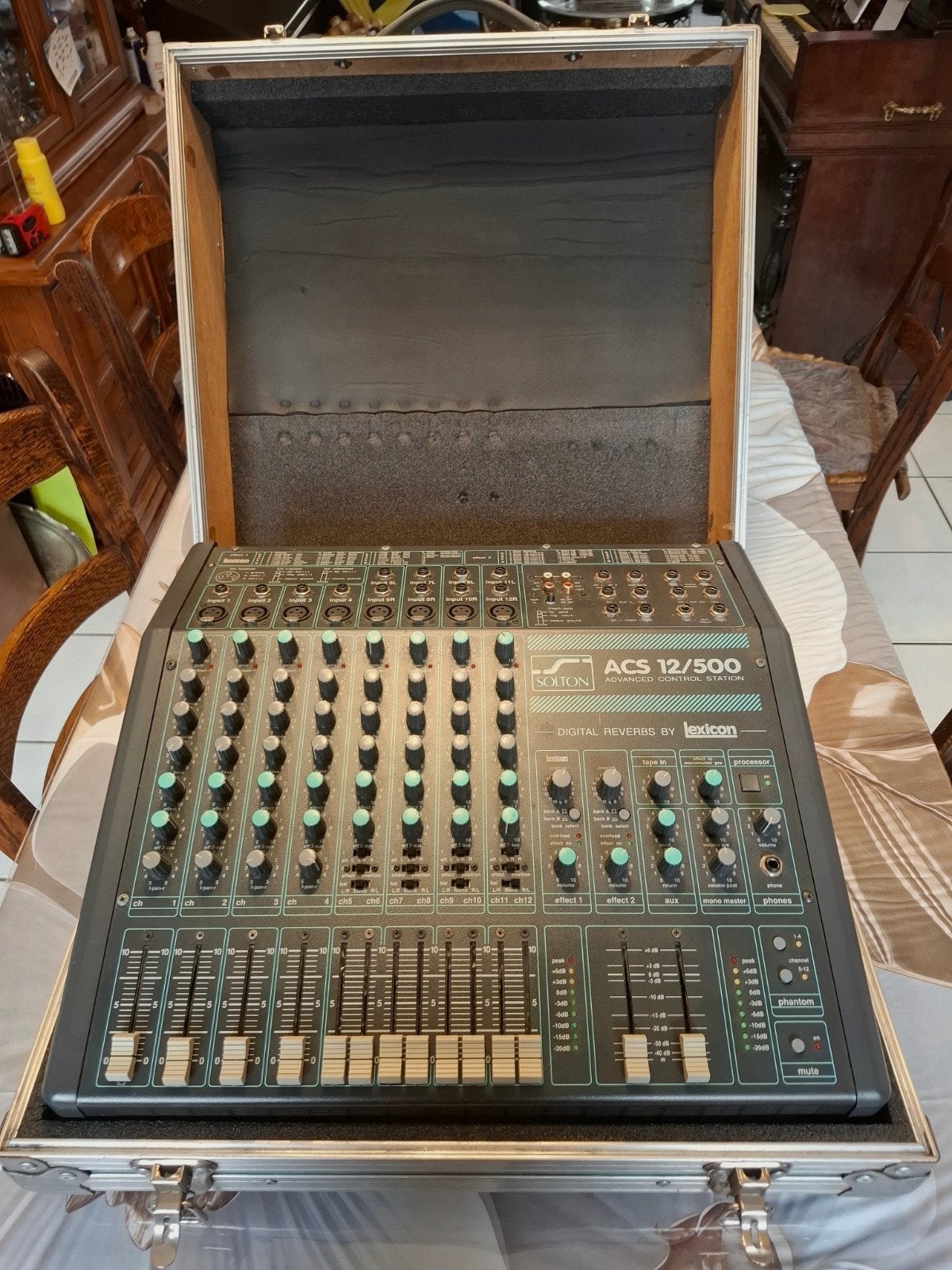 SOLTON ACS 12/500 mixer/versterker/mengpaneel, Muziek en Instrumenten, Ophalen of Verzenden, Zo goed als nieuw, 10 tot 20 kanalen