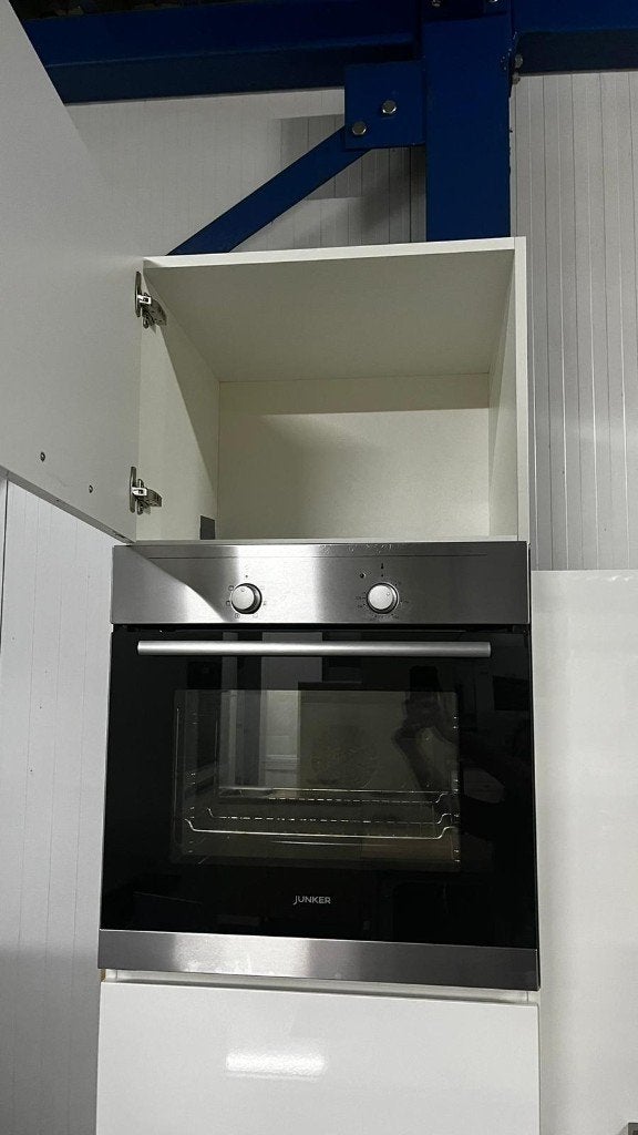 Keuken Compleet met APP 120Keukens op voorraad Nr. 2949, Ophalen of Verzenden, Zo goed als nieuw, Hoekkeuken, Met kookeiland