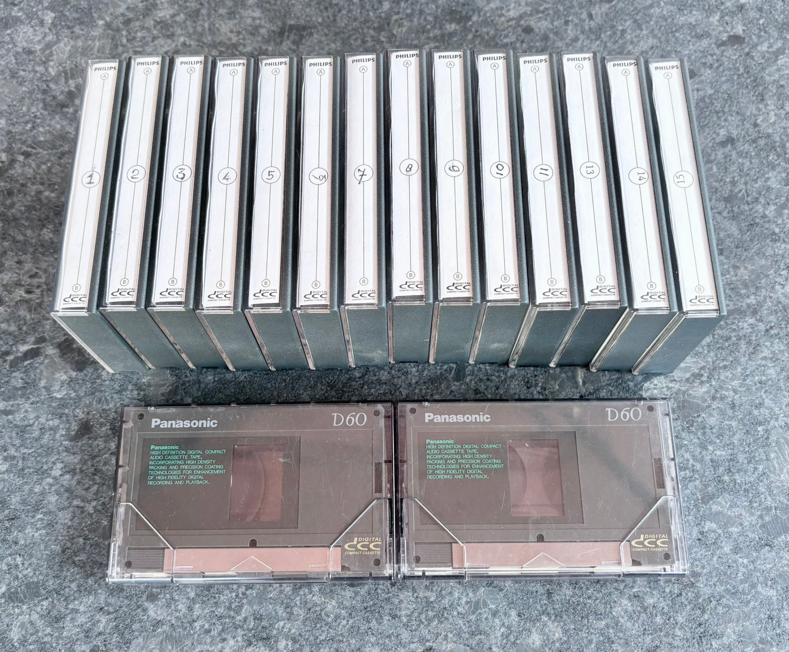 16 dcc tapes Philips en Panasonic, Ophalen of Verzenden, Zo goed als nieuw, Overige genres, 2 t/m 25 bandjes