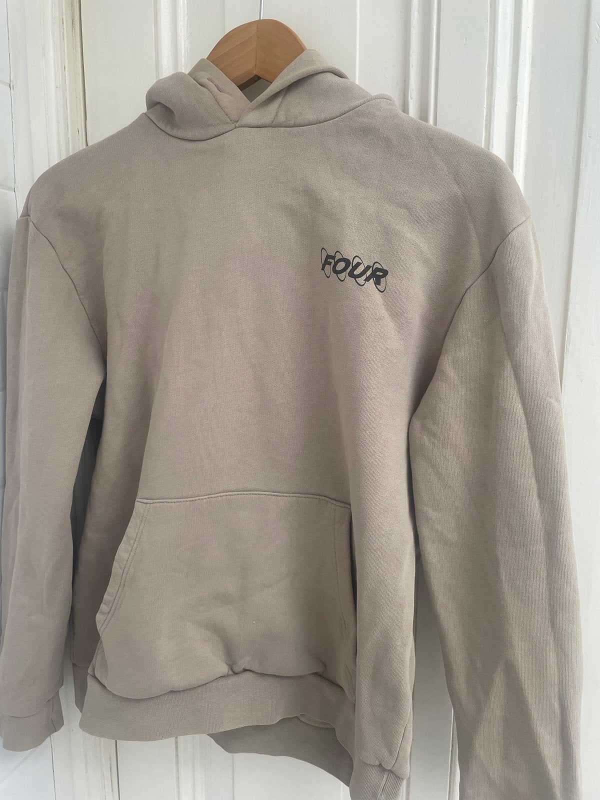 FOUR Amsterdam Trui - Comfortabele Hoodie, Ophalen of Verzenden, Gedragen, Overige maten, Beige
