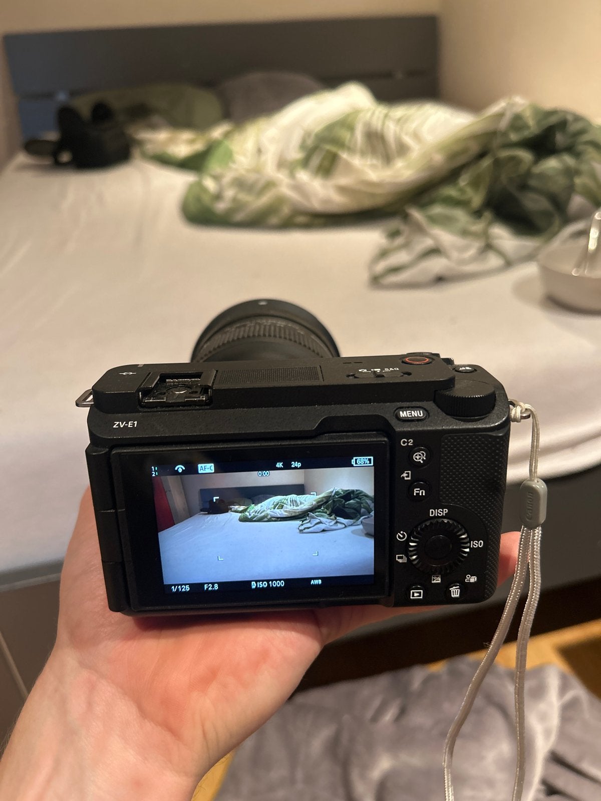 Foto 4 van Sony ZV-E1 met Sigma 16-28mm f/2.8 lens