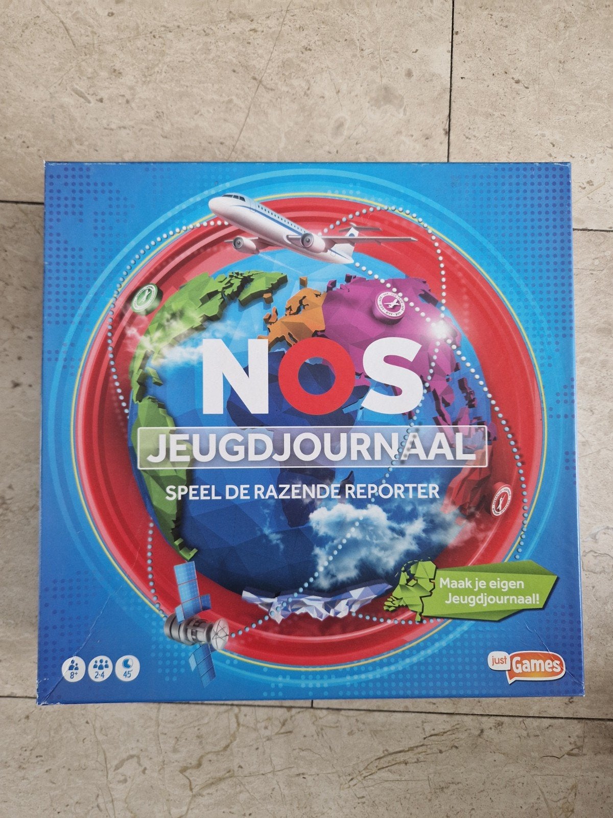 NOS Jeugdjournaal: Speel de Razende Reporter Bordspel, Drie of vier spelers, Ophalen of Verzenden, Zo goed als nieuw, Just Games