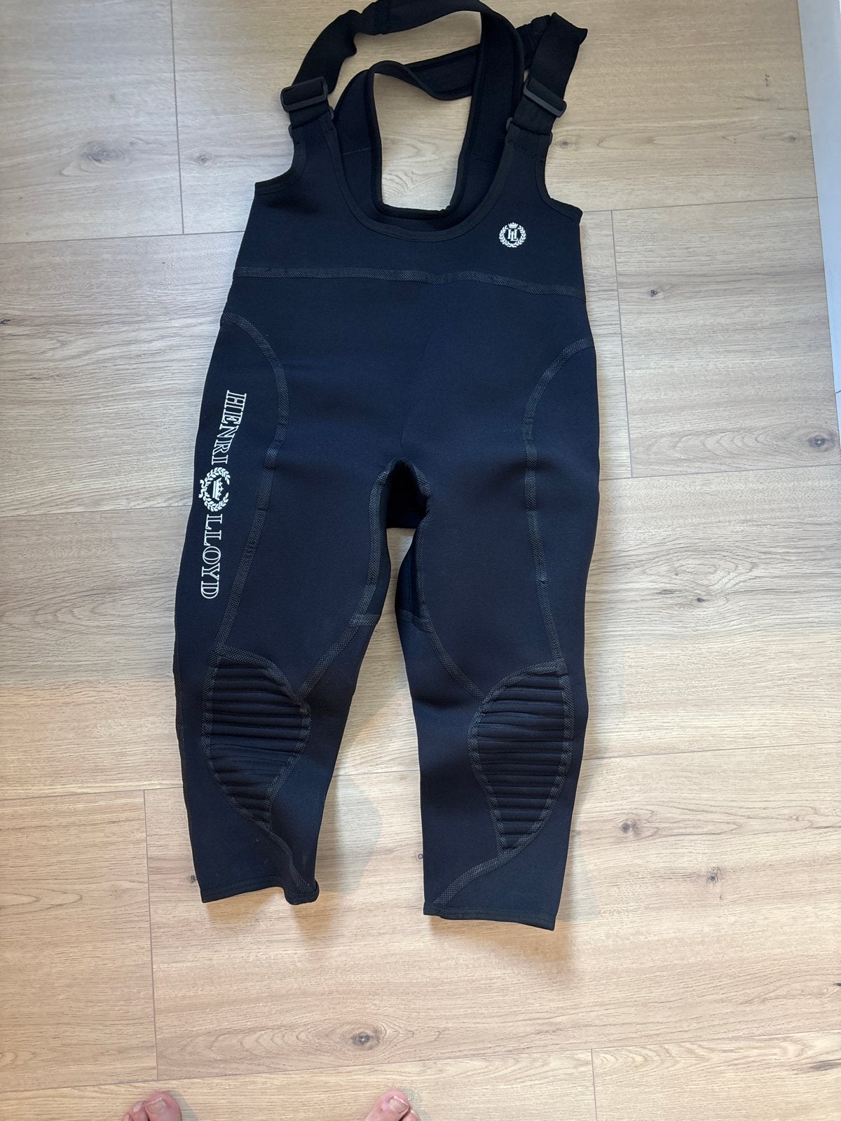 Neopreen hangbroek - Henry Lloyd - Zo goed als nieuw, Watersport en Boten, Watersportkleding, Ophalen of Verzenden, Zo goed als nieuw