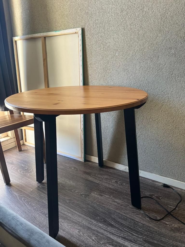Table wood, Ophalen, Zo goed als nieuw