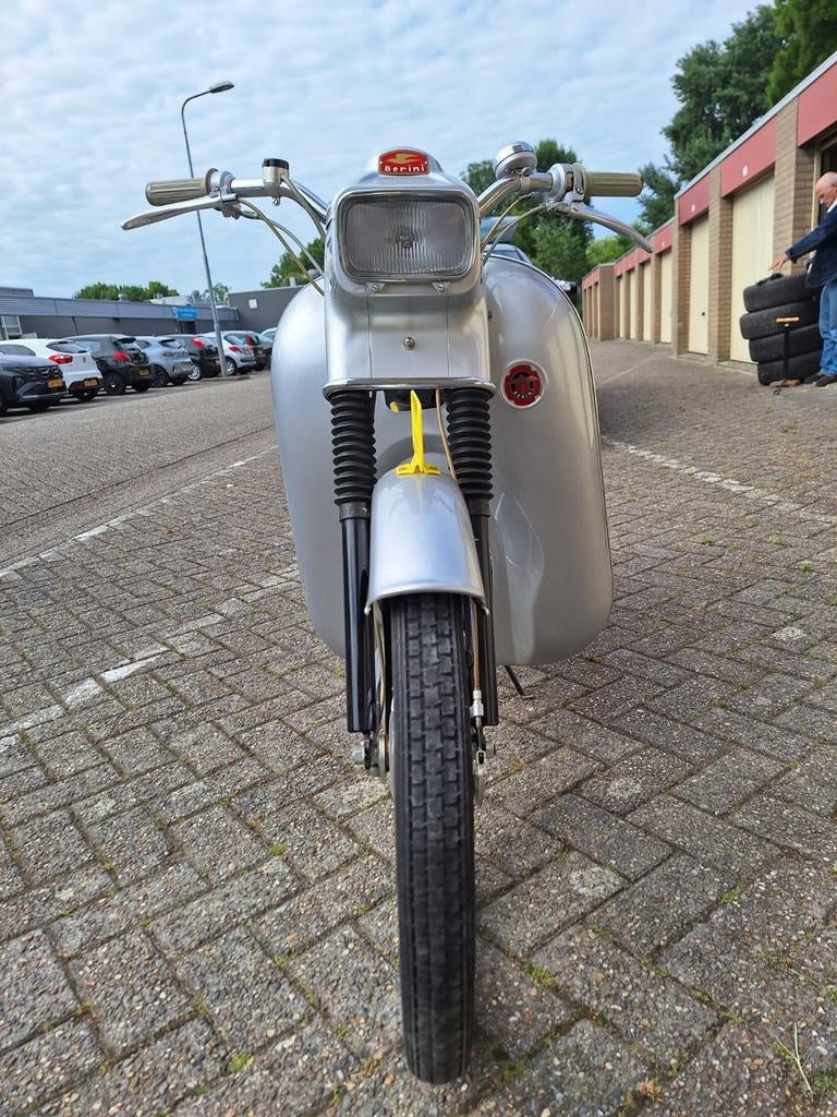 Berini Bromfiets BJ 1965 - Zeer Mooi en Perfect Rijden, Maximaal 45 km/u, Berini, Zo goed als nieuw, 3 versnellingen