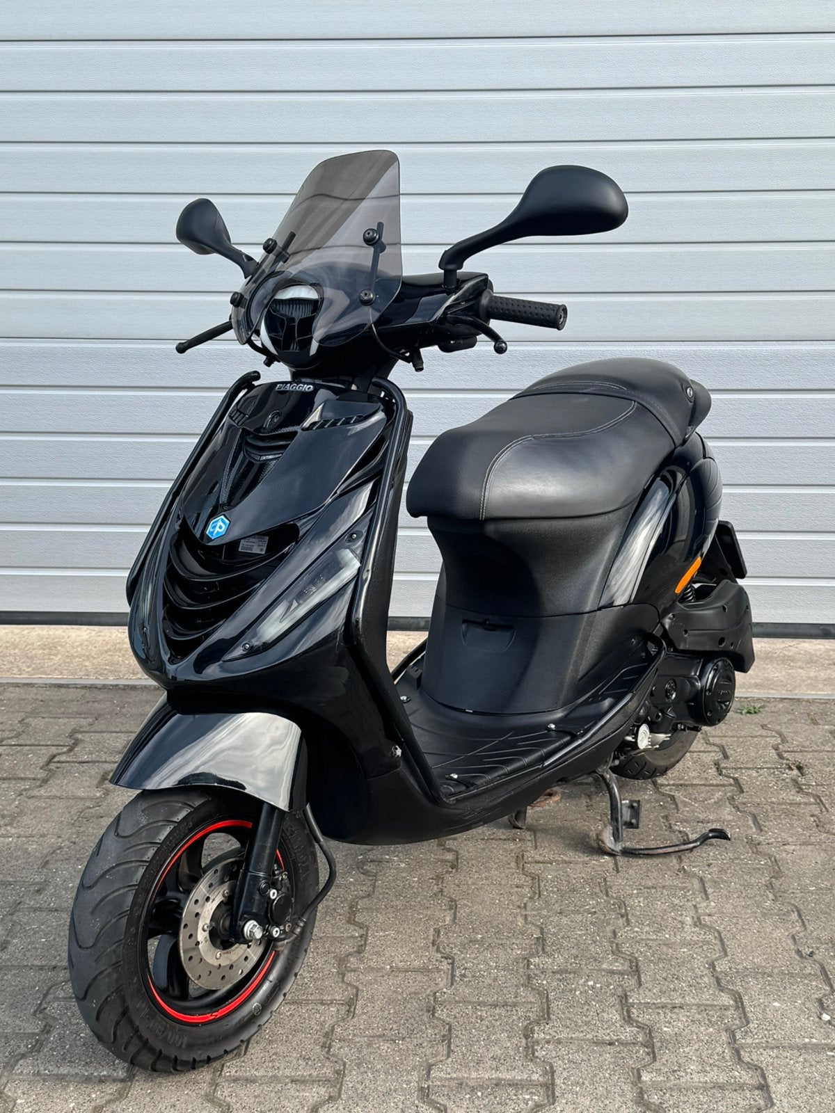 Piaggio Zip 2019 Brom, Fietsen en Brommers, Ophalen, Zo goed als nieuw, Benzine, Zip