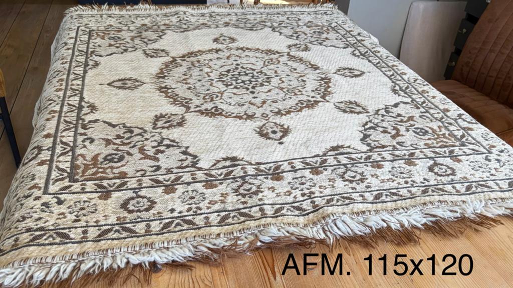 Diverse smyrna kleedjes, Huis en Inrichting, Stoffering | Tapijten en Kleden, Gebruikt, 100 tot 150 cm, Vintage, Ophalen of Verzenden