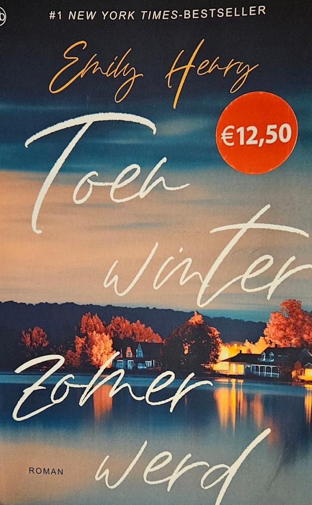 Emily Henry Toen winter zomer werd, Ophalen of Verzenden, Zo goed als nieuw