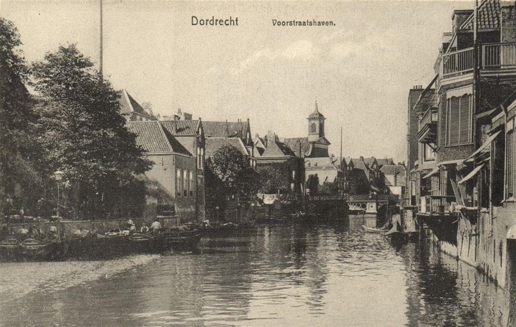 Dordrecht - Voorstraatshaven. - volk bootjes - ongelopen, Verzenden, 1920 tot 1940, Ongelopen, Zuid-Holland