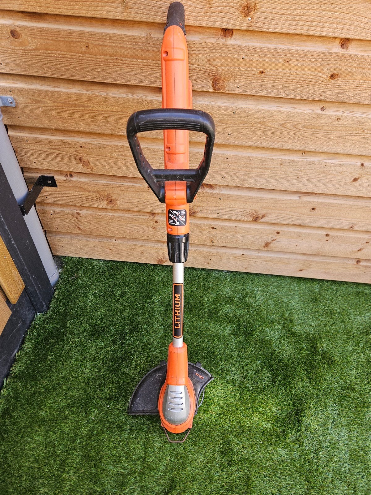 Black+Decker Grastrimmer 18V Lithium - Zo goed als nieuw, Ophalen, Zo goed als nieuw, 10 tot 30 cm, Black+Decker