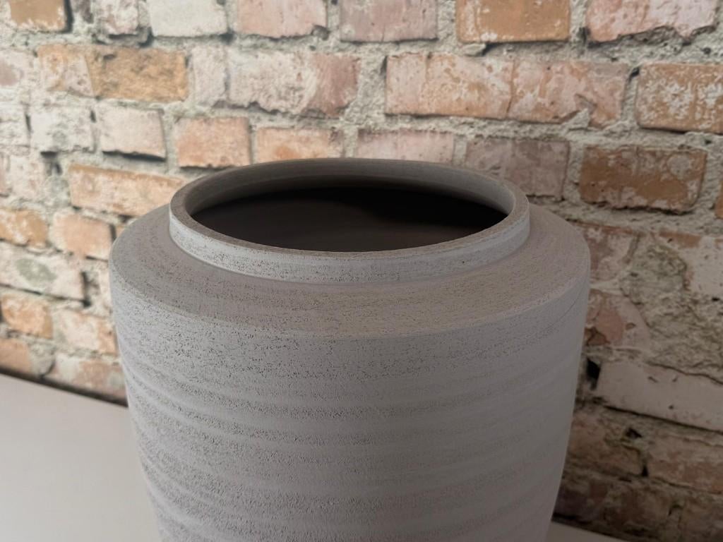 Serax Volumes Beige Medium bij TheReSales, Ophalen, Overige kleuren, Aardewerk of Porselein, Zo goed als nieuw