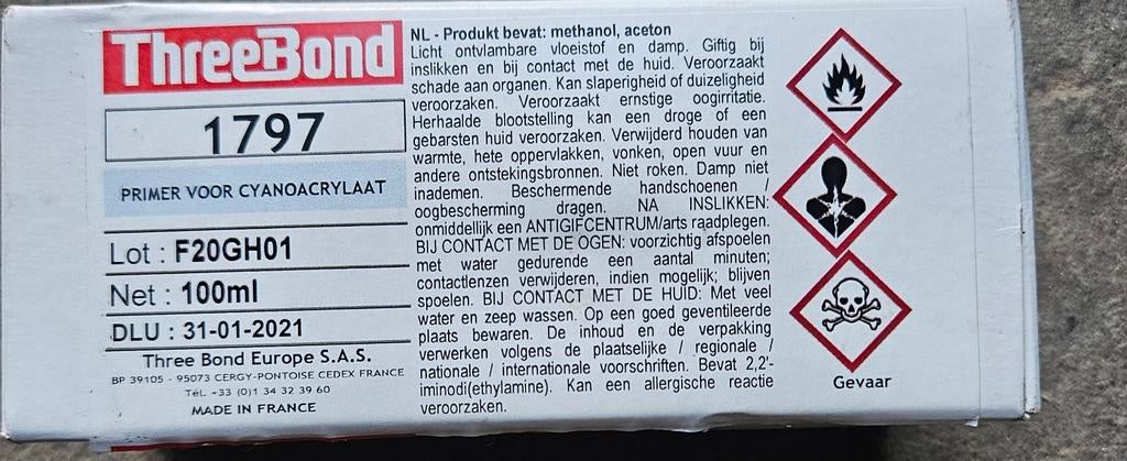 ThreeBond 1797 Primer voor Cyanoacrylaat - 100ml, Minder dan 5 liter, Ophalen of Verzenden, Gebruikt, Overige kleuren