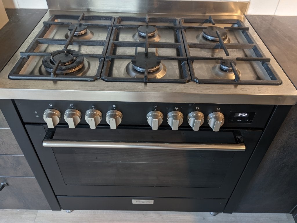 Pelgrim NF960MAT Gasfornuis 6 branders - Zo goed als nieuw, 60 cm of meer, Ophalen of Verzenden, Zo goed als nieuw, Gas