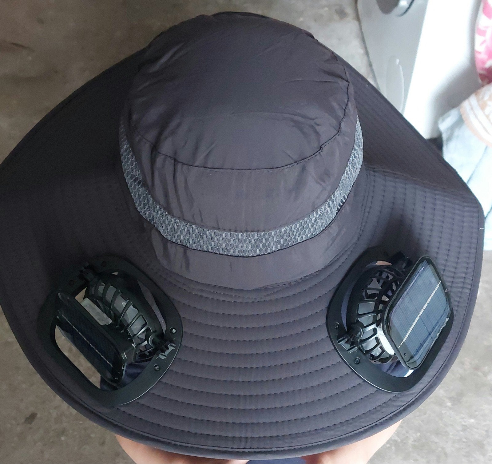 Solar zonnehoed op zonnepaneeltjes, Ophalen of Verzenden, Nieuw, One size fits all