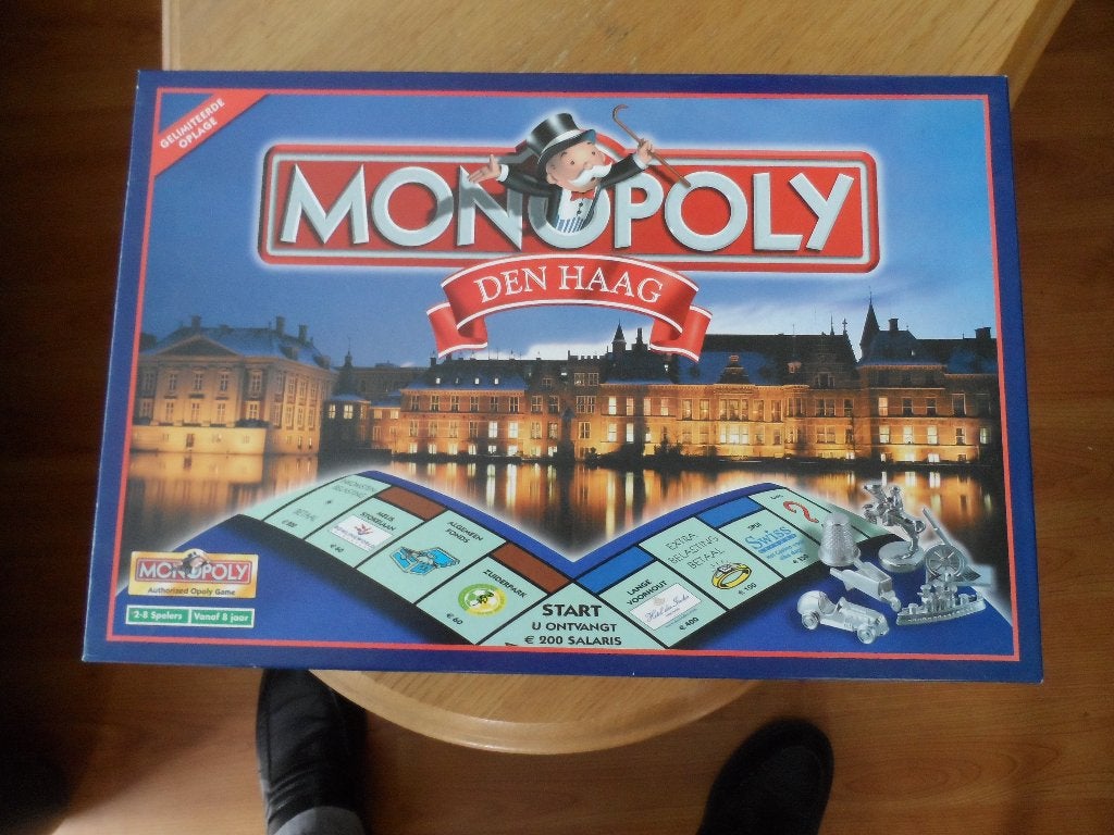 Monopoly Den Haag, Ophalen