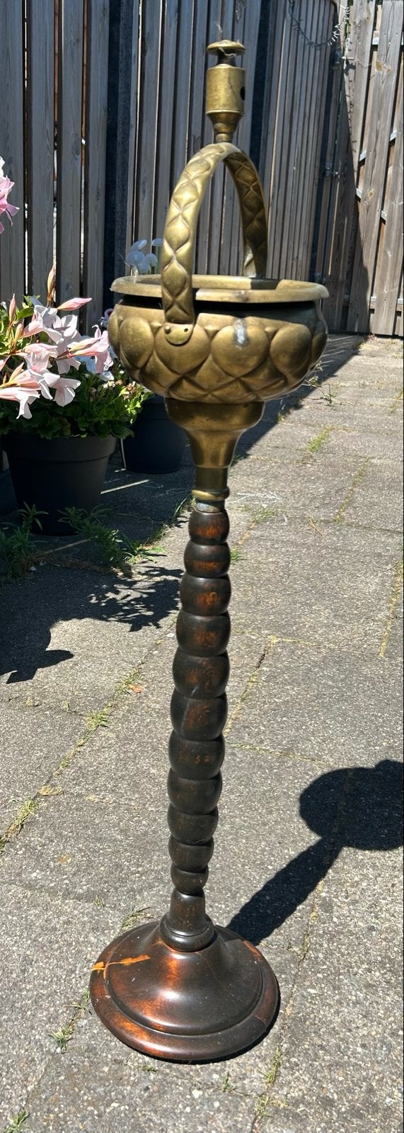 Antieke Koperen Staande Asbak met Houten Voet, Ophalen, Koper