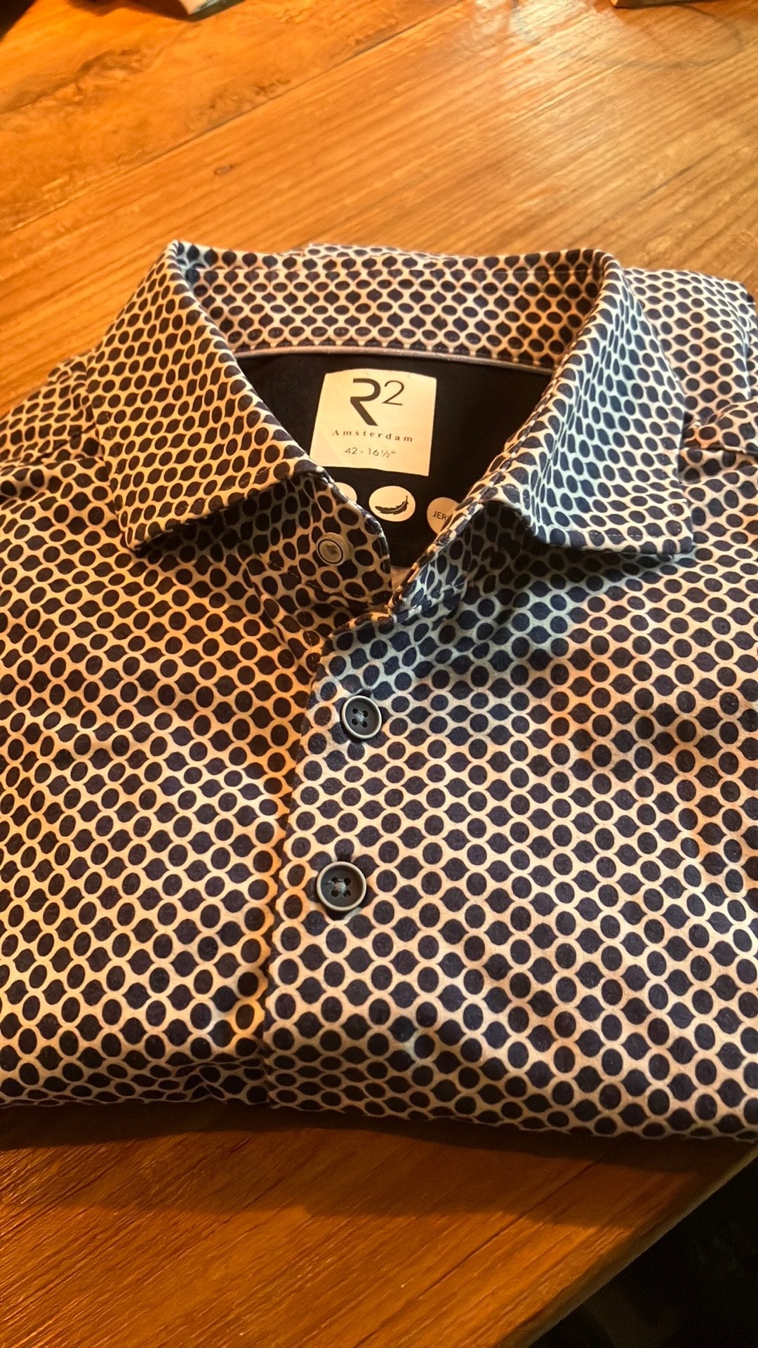 R2 Amsterdam. Herenoverhemd blauw/wit stippenpatroon., Ophalen of Verzenden, Zo goed als nieuw, Blauw