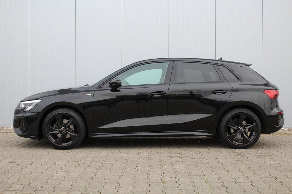 Audi A3 Sportback 30 TFSI S edition | 3x S-Line | Automaat |, Auto's, Audi, Gebruikt, Leder en Stof, Origineel Nederlands, Bedrijf