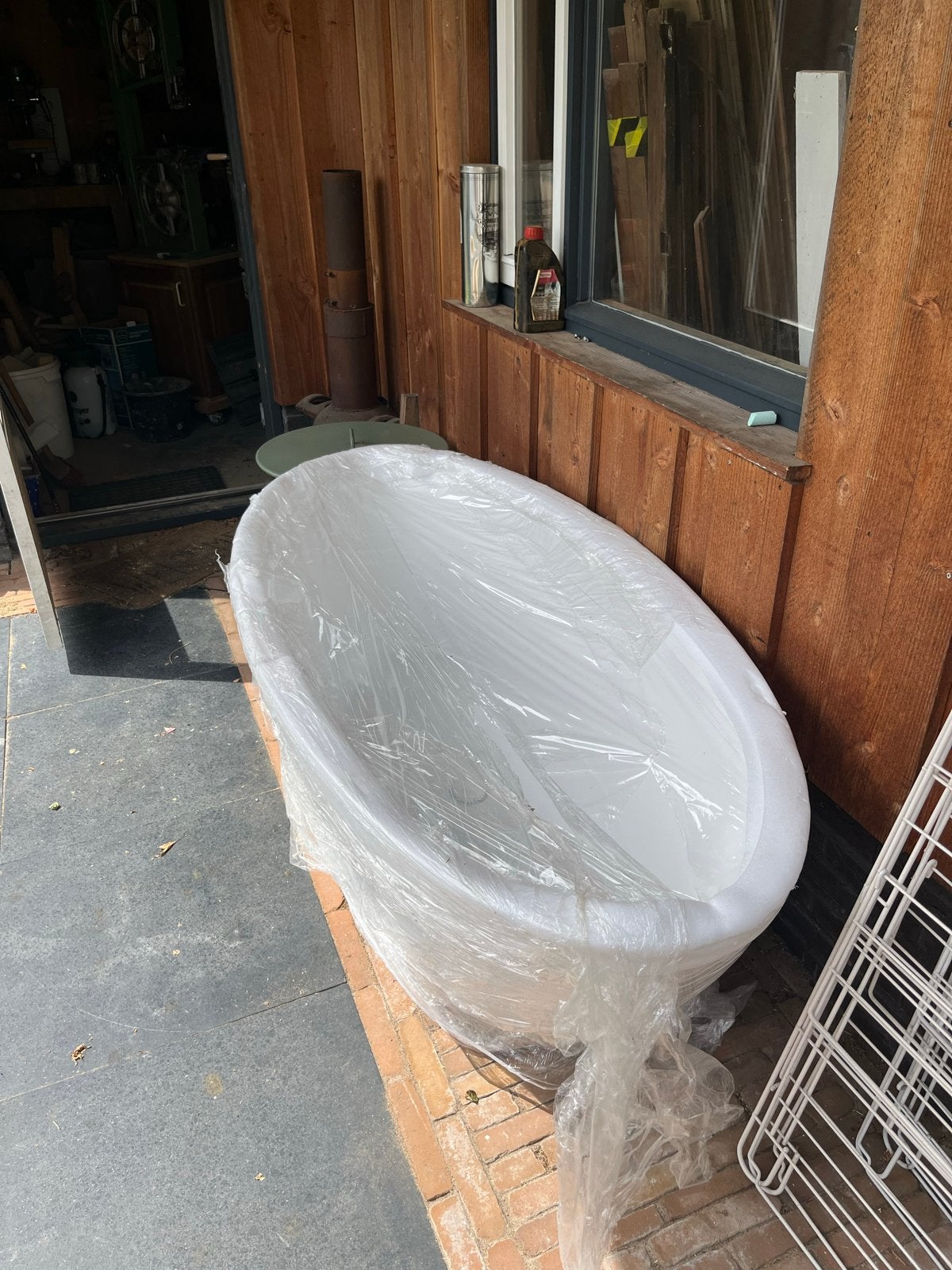 SaniSupreme AquaTherme Vrijstaand bad Milano 170x80 mat wit, Ophalen, Nieuw, Bad