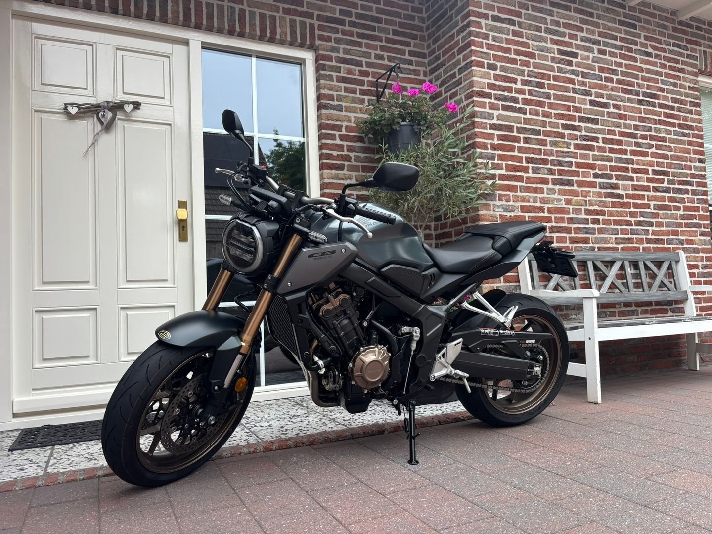 HONDA CB 650 R neo sports cafe cb650ra honda (bj 2023) 35kw, Motoren, HONDA, 4 cilinders, 649 cc, Bedrijf