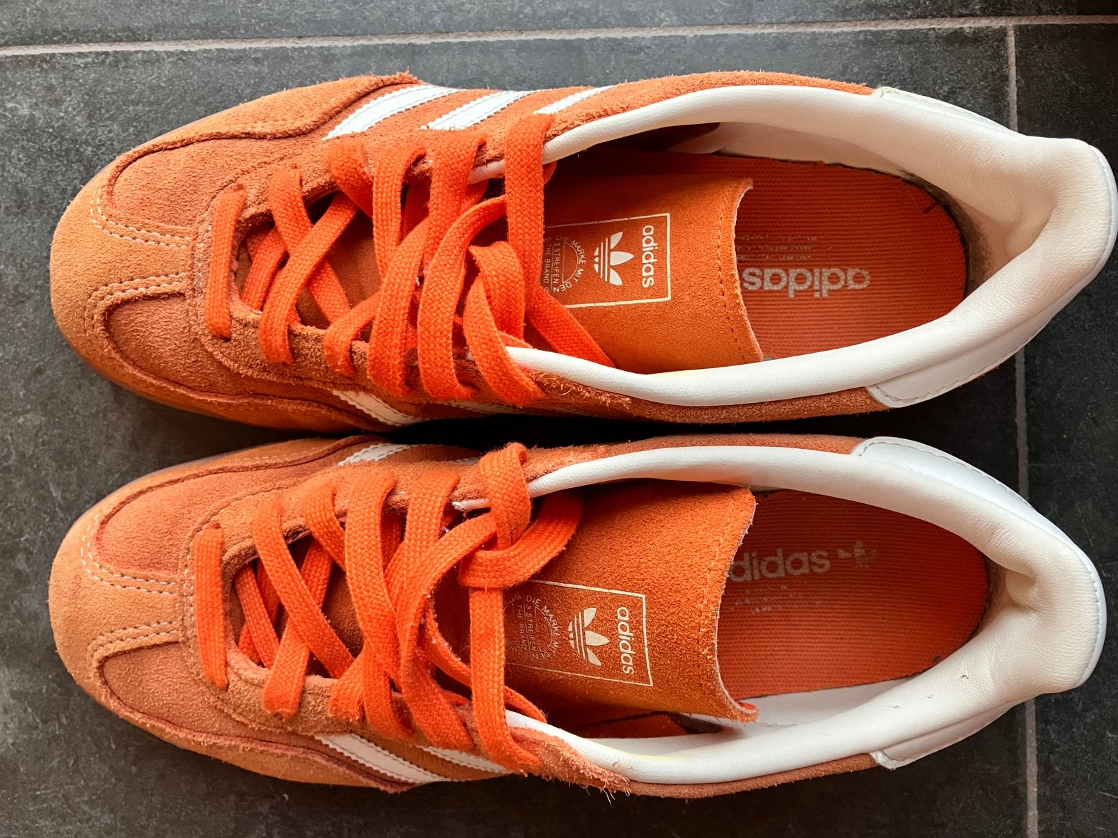 Adidas gazelle sneakers 38 2/3 orange, Ophalen of Verzenden, Zo goed als nieuw, Oranje, Sneakers of Gympen
