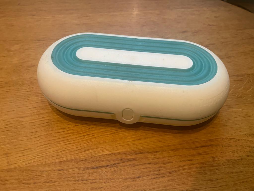 Nieuwe Tupperware klipdoosje - Ideaal voor onderweg, Huis en Inrichting, Keuken | Tupperware, Nieuw, Overige typen, Wit, Ophalen of Verzenden