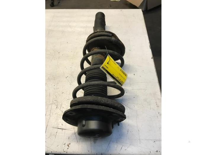Schokdemperpoot rechts-voor van een Peugeot 206, Gebruikt, -, -, Ophalen of Verzenden