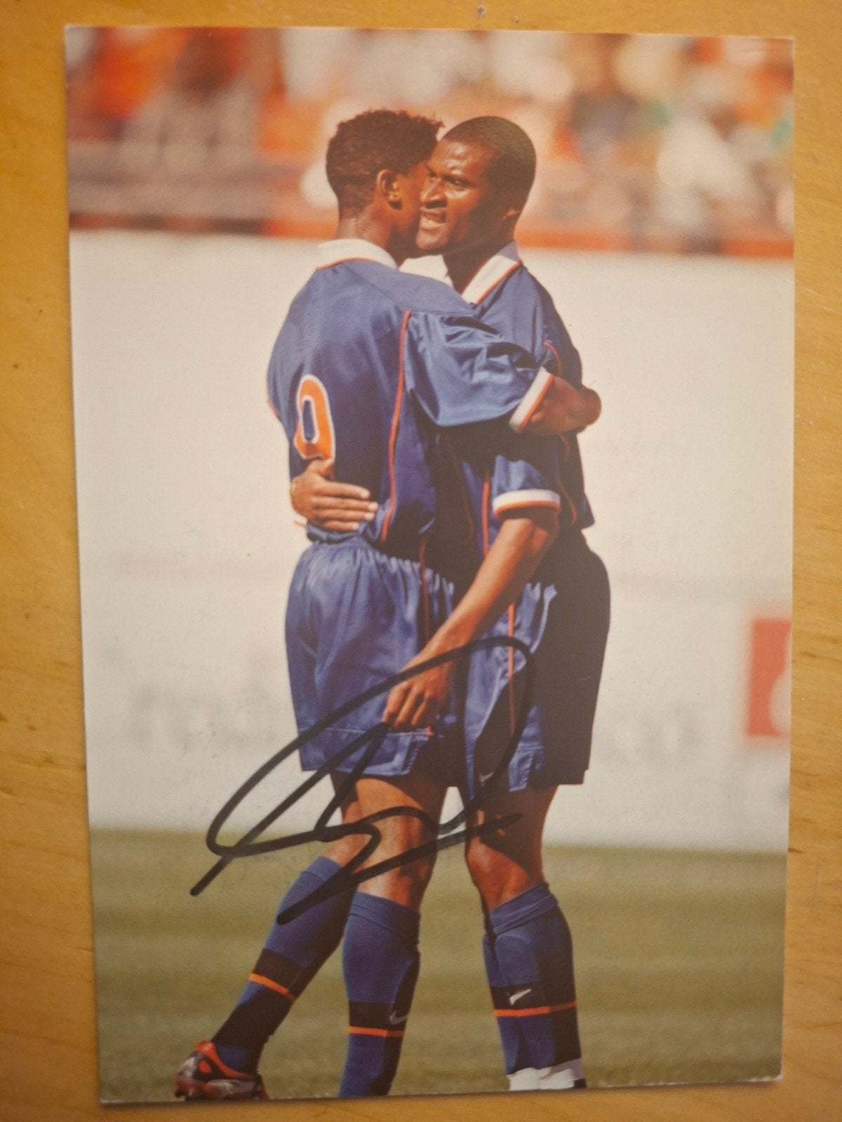 Gesigneerde foto Winston Bogarde, Ophalen of Verzenden, 1980 tot heden, Zo goed als nieuw, Overige onderwerpen