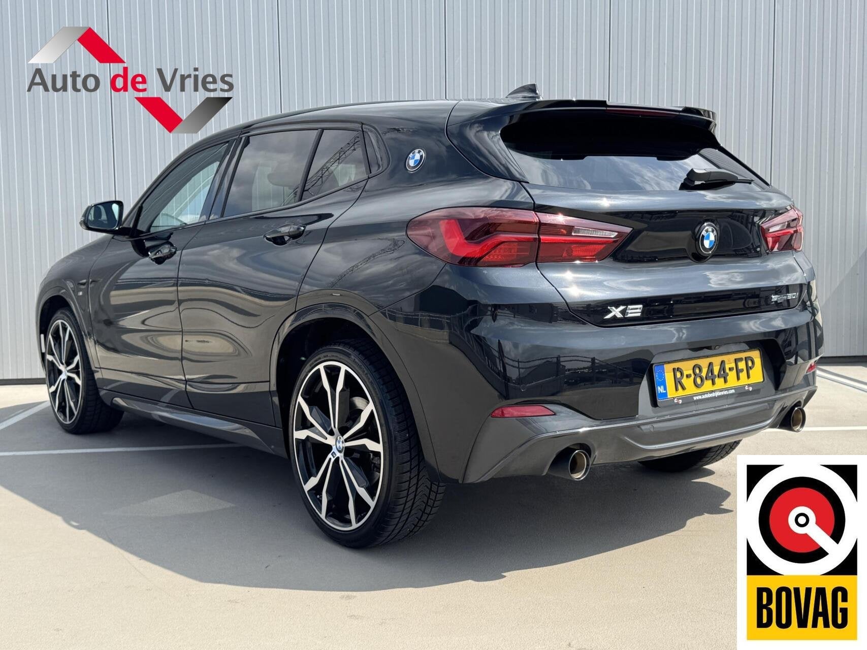 BMW X2 sDrive20i Business Edition Plus M-Sport NL-Auto, Auto's, X2, 4 cilinders, Met garantie (alle), 1445 kg