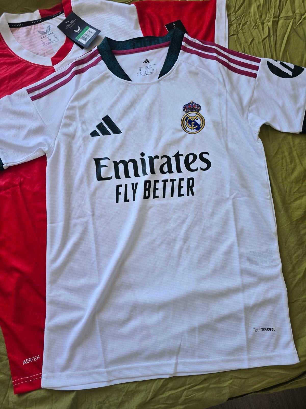 Real Madrid en Arsenal voetbalshirts -maat s.m.l.xxl Maat S, Kleding | Heren, Sportkleding, Wit, Nieuw, Ophalen of Verzenden, Adidas