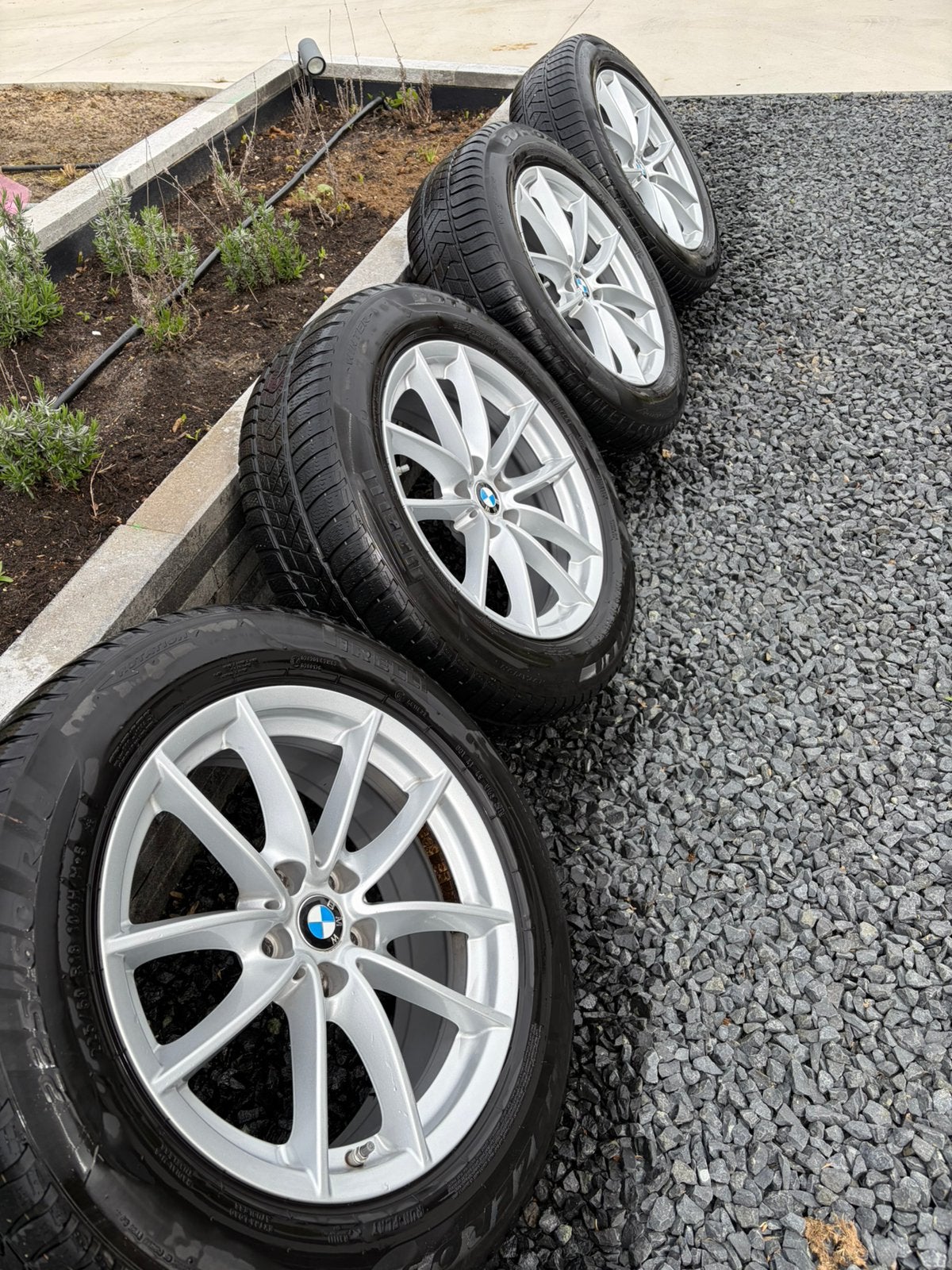 BMW X3 originele 18 inch velgen met runflat winterbanden, Ophalen, 18 inch, Banden en Velgen, Winterbanden