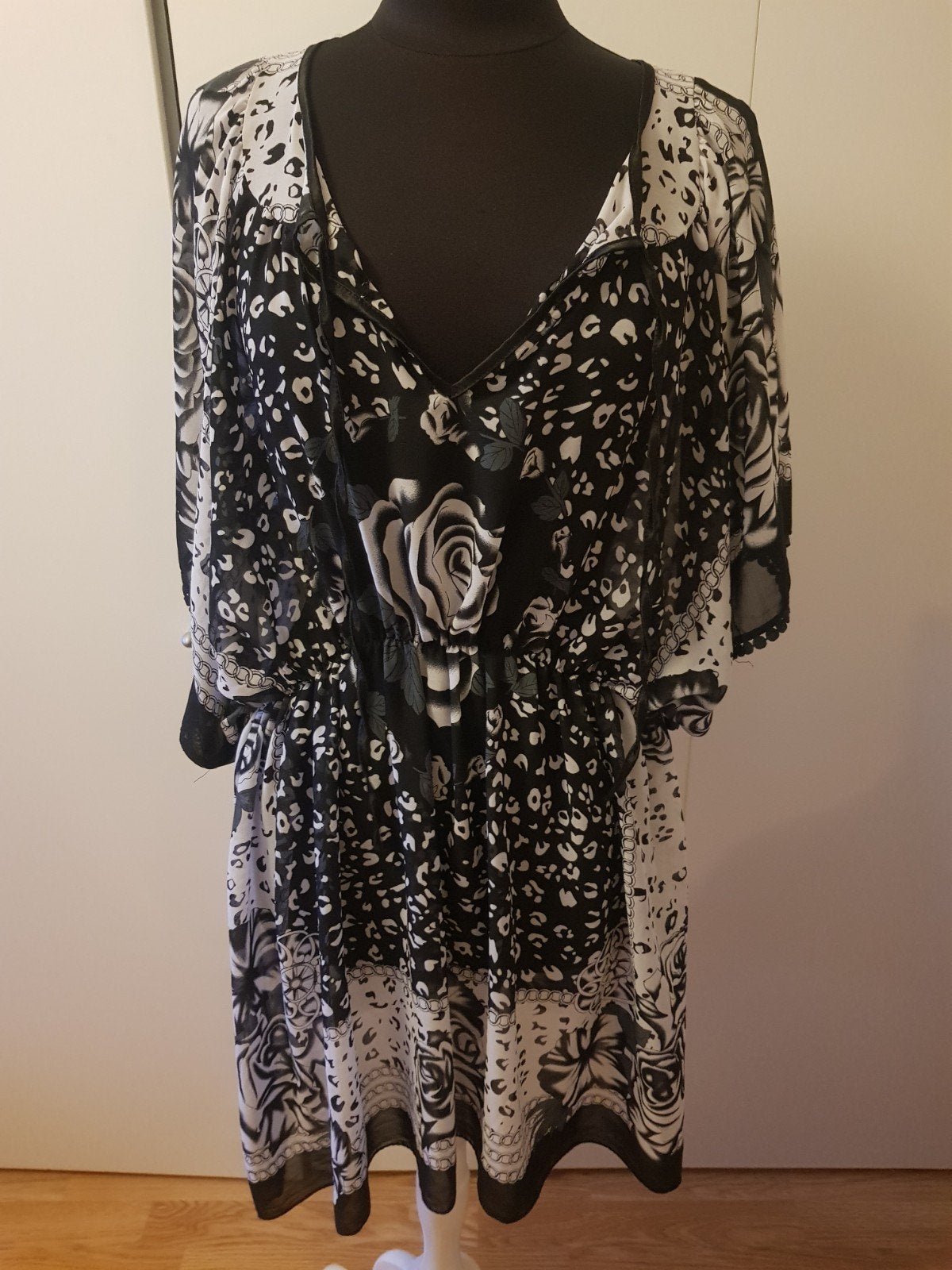 Zwart/witte Miss Coco Paris tuniekjurk - maat L **zgan**, Zwart, Maat 42/44 (L), Ophalen of Verzenden, Zo goed als nieuw