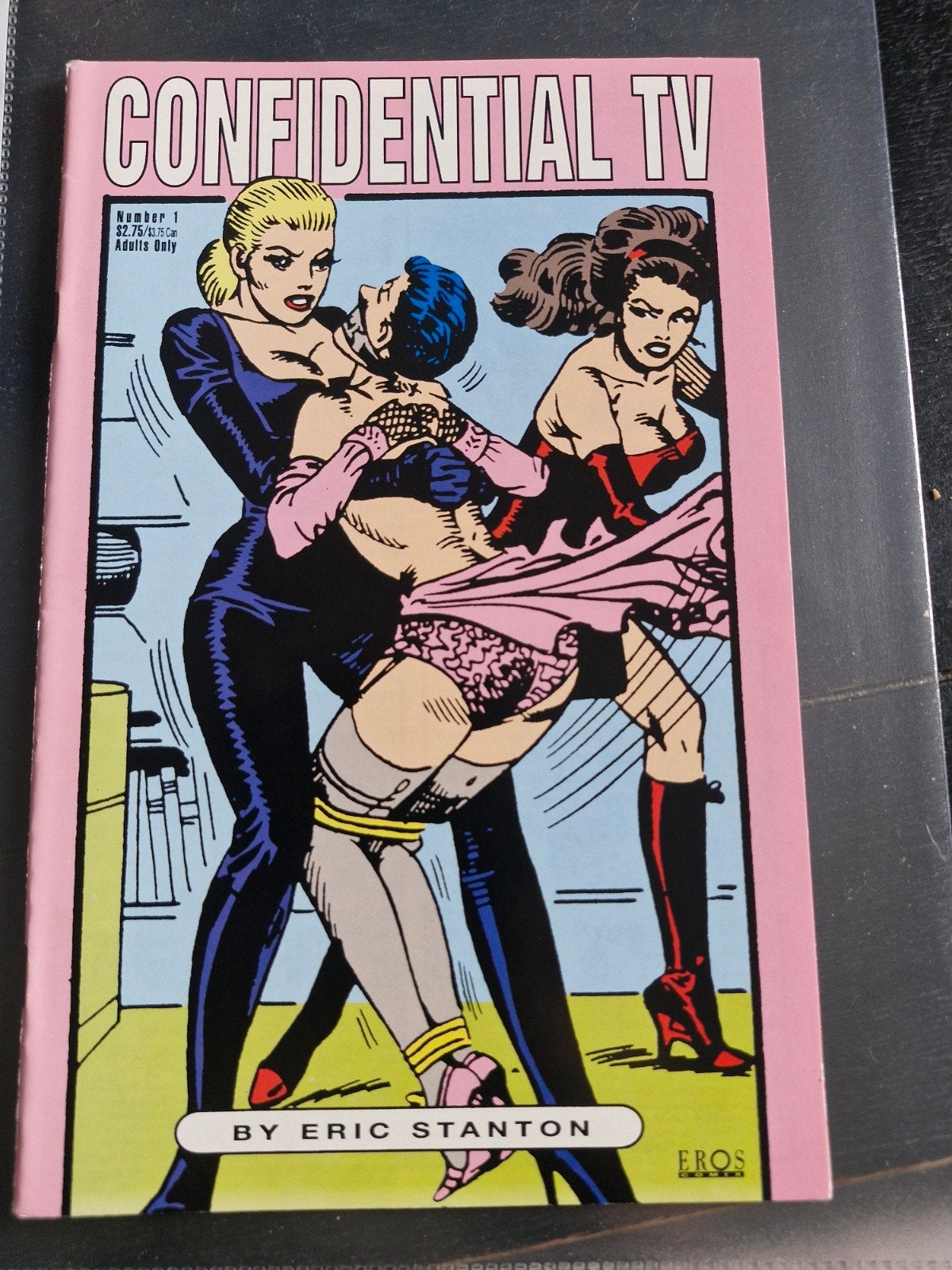 Confidential tv 1.  Eros comix.  Eric Stanton. druk 1, Boeken, Eén comic, Ophalen of Verzenden, Gelezen, Amerika