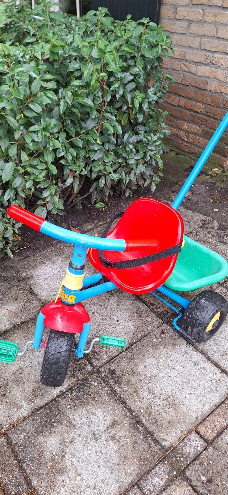 Baby Driver driewieler met duwstang en bakje, Ophalen, Terugtraprem, Baby Driver, Verstelbare zitting