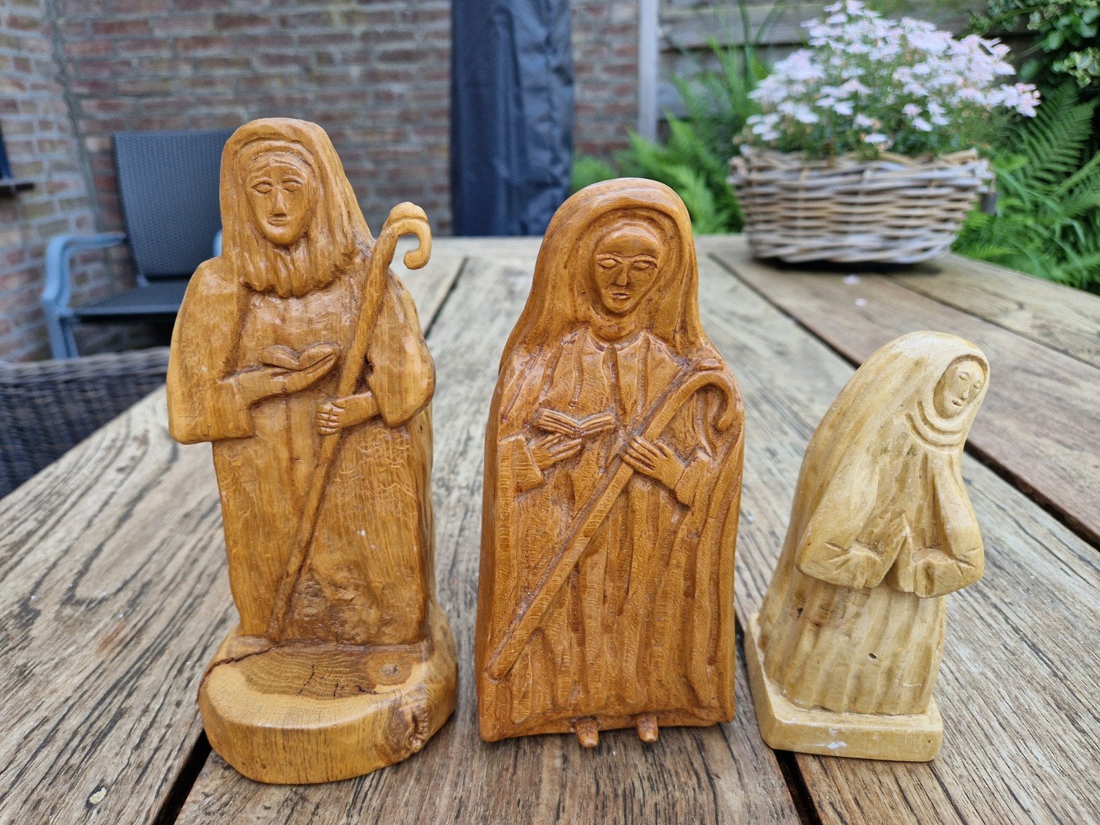 3 houten beelden religie katholiek zelf gemaakt, Antiek en Kunst, Antiek | Religie, Ophalen of Verzenden