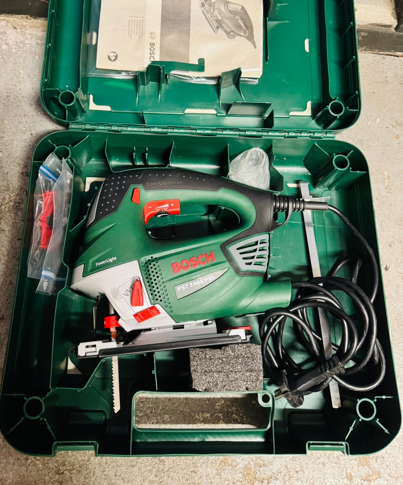 Bosch decoupeerzaag PST 1000 PEL zo goed als nieuw., Decoupeerzaag, 600 tot 1200 watt, Ophalen of Verzenden, Zo goed als nieuw