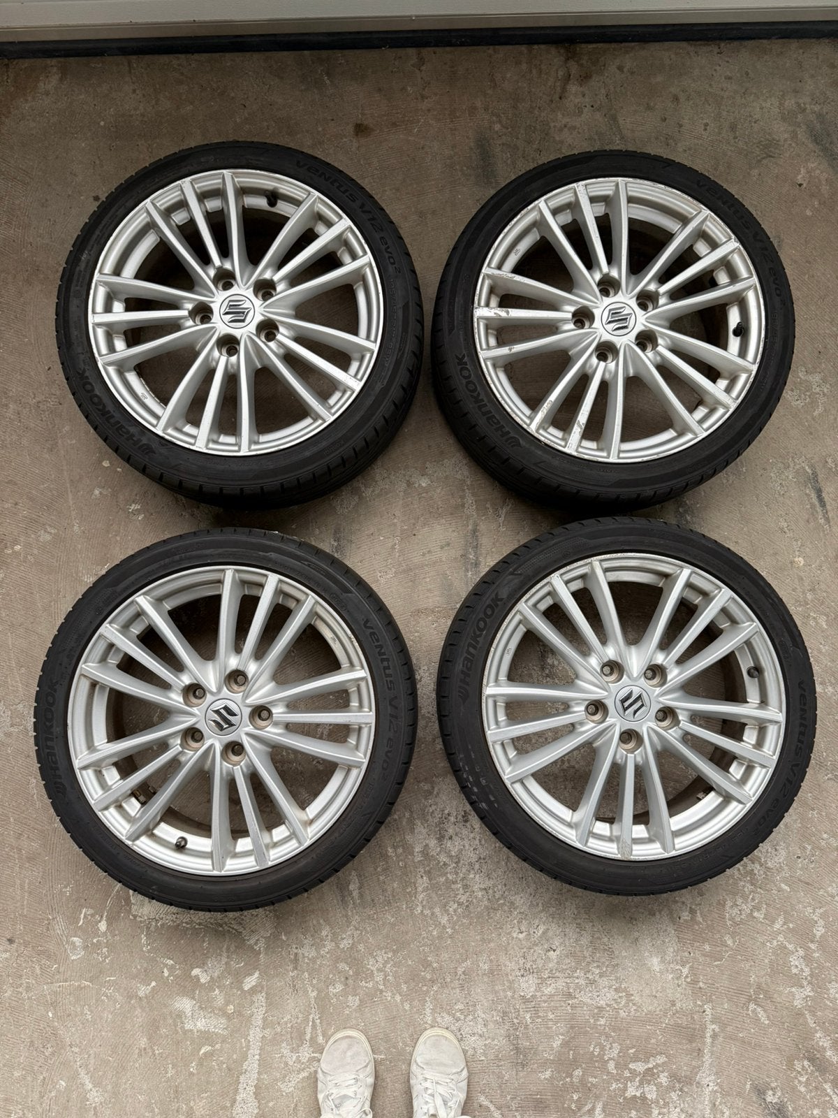 Velgen + zomerbanden Suzuki Swift Sport 2013, Ophalen, Gebruikt, Banden en Velgen, 17 inch